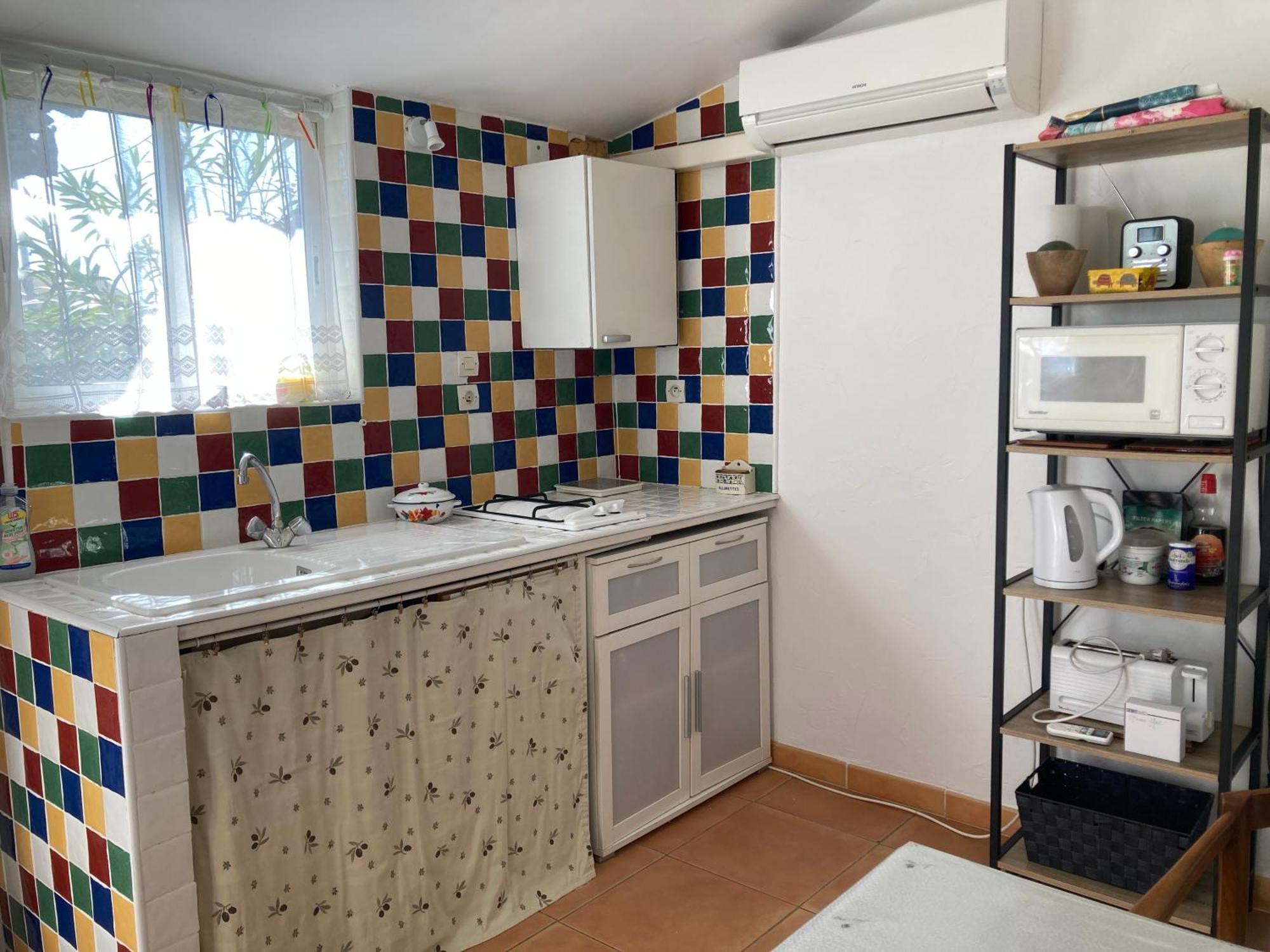 Les Hirondelles Apartment Bessan Exterior photo